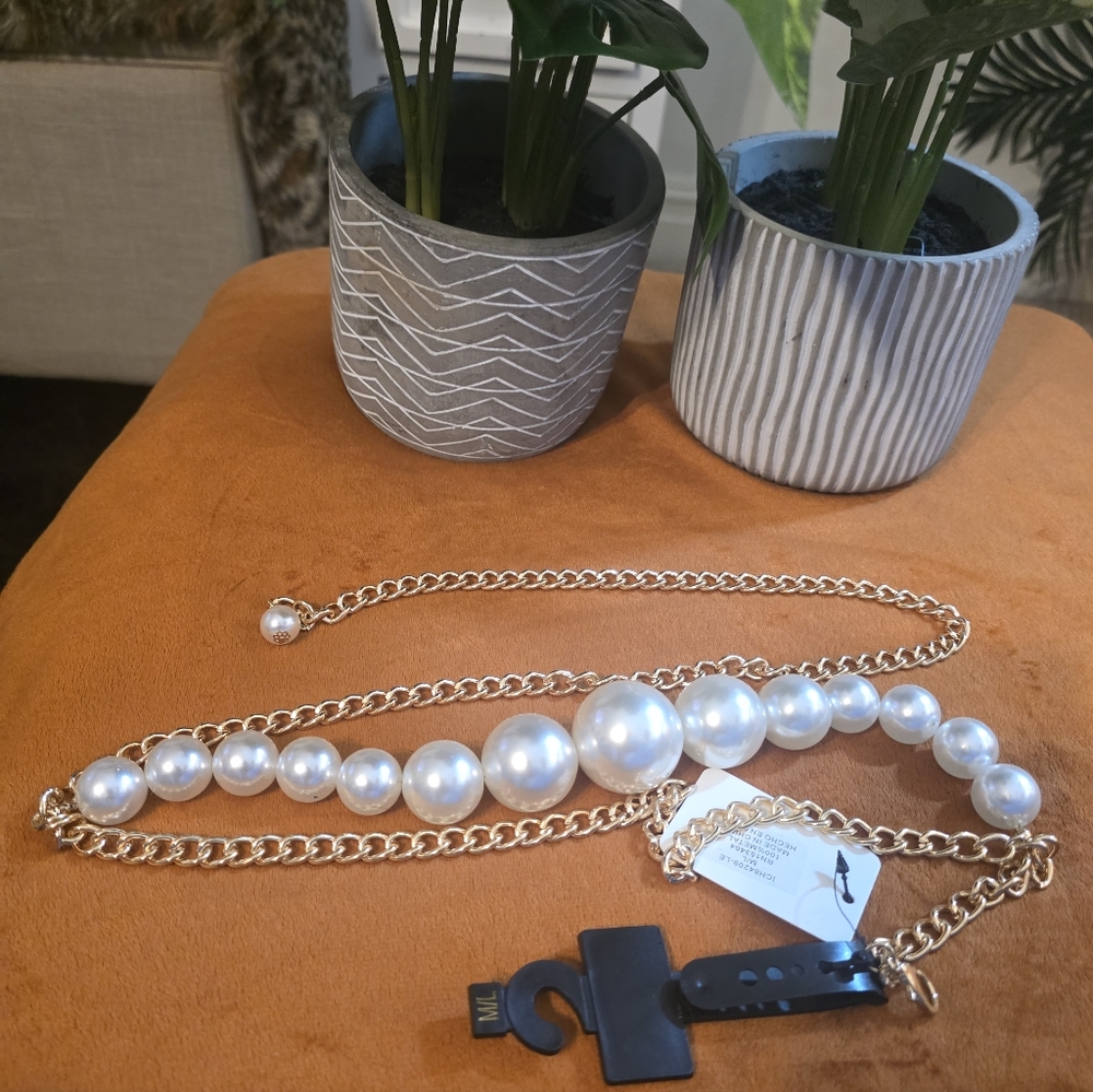 Elegant Pearl and Gold Chain Belt - Picture 5 of 8